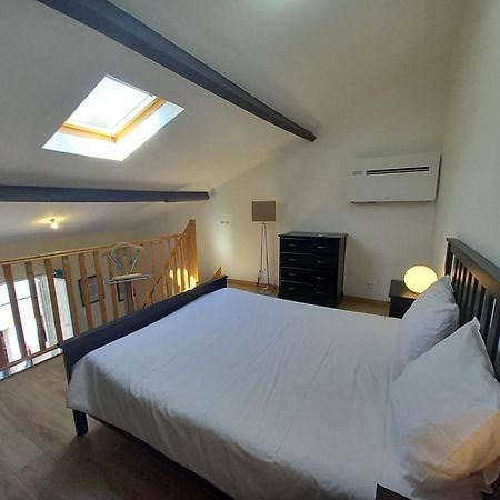 Les Logis Des Vignobles Saint Emilion En Duplex N 2 Avec Terrasse Appartement Buitenkant foto